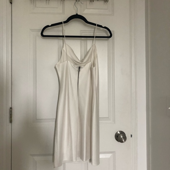 Alice + Olivia white silk dress - Picture 3 of 8